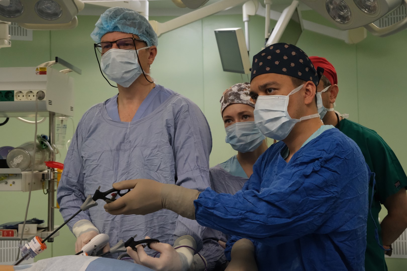 Рябов Абдулхакимов лапароскопия