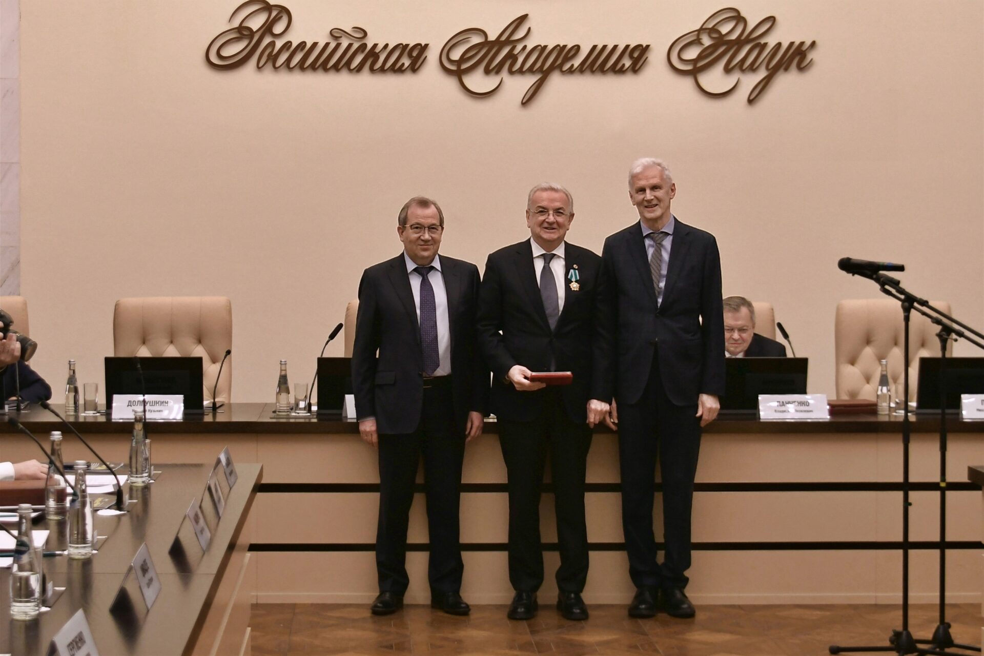 s 8rftw plgus8wurqpi01udhkd5vd0kar9jyeuzvi4loylfry73iexgtg7qydlbnjj356cor5oy11cg pimbuxk