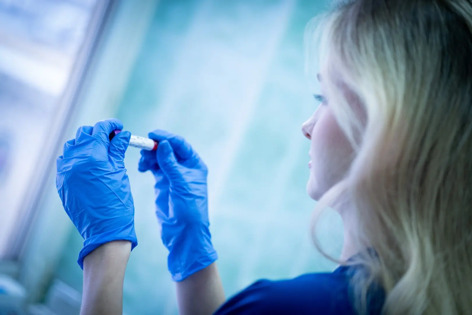 врач генетик МГС