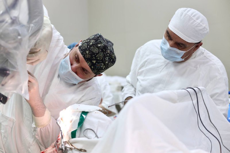 операция на голове МРНЦ